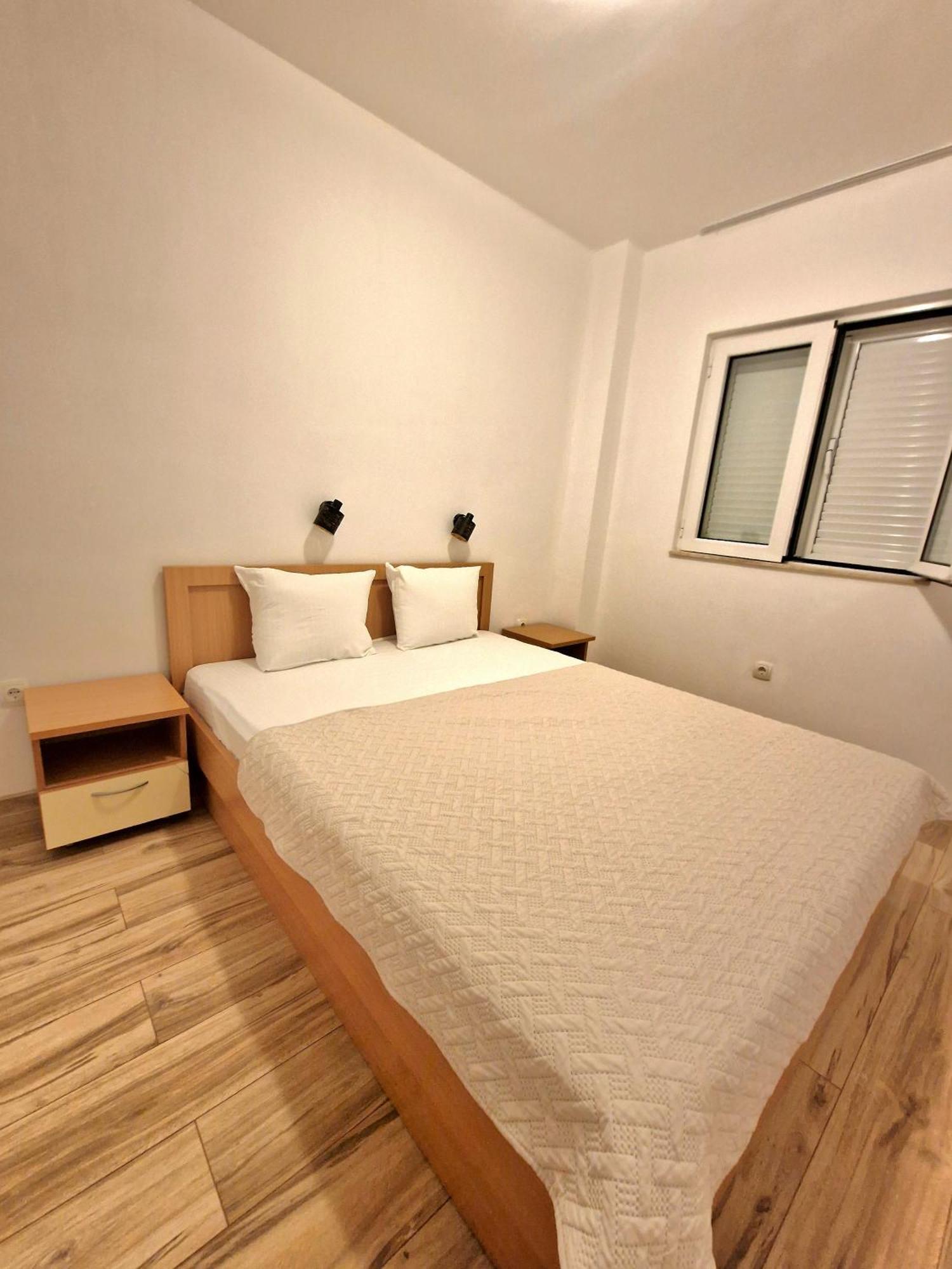 Vila Lena Petrovac Rom bilde